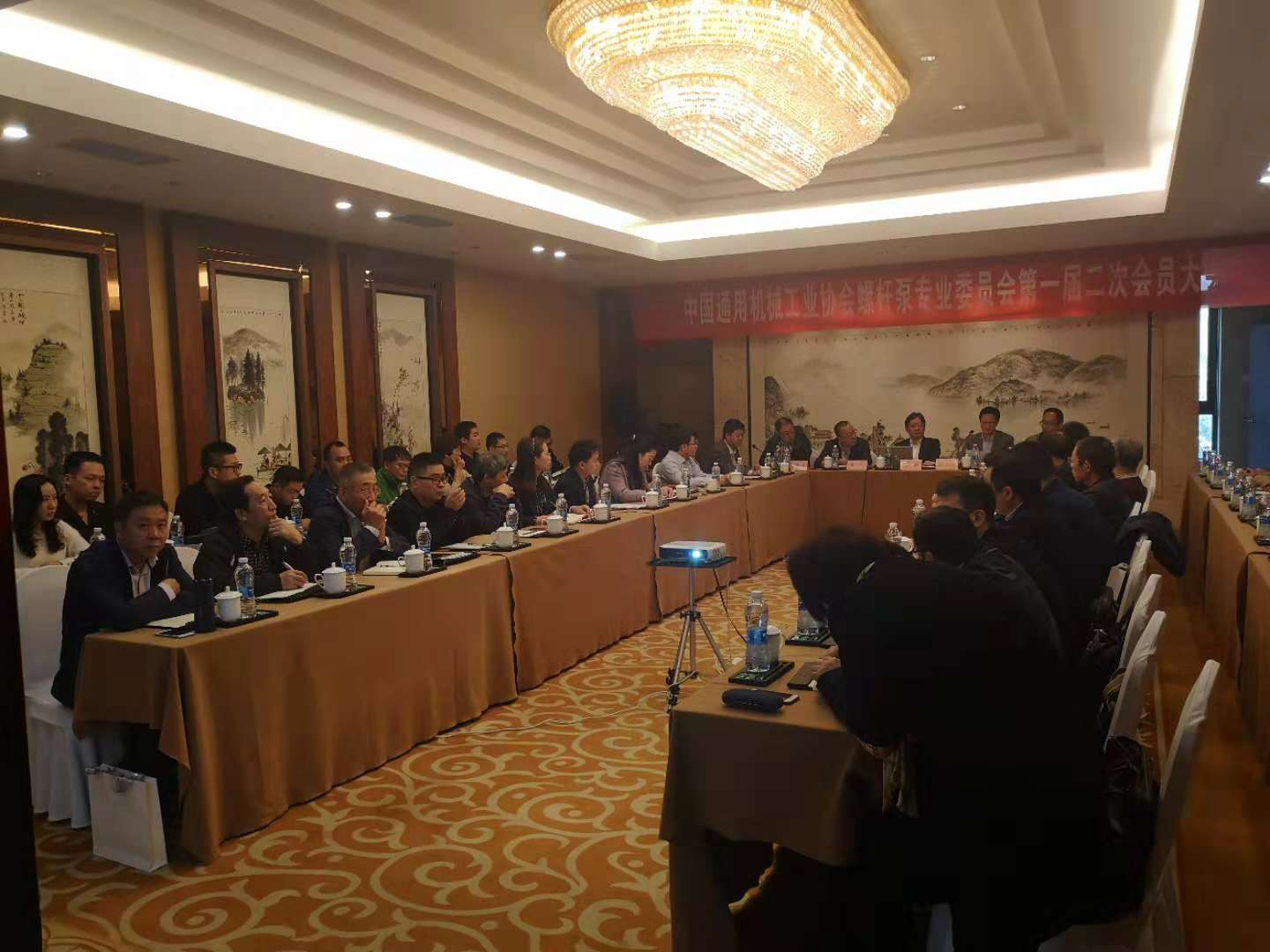 “中通協（xié）螺杆泵專業委員會一屆二次會議”在寧波召開